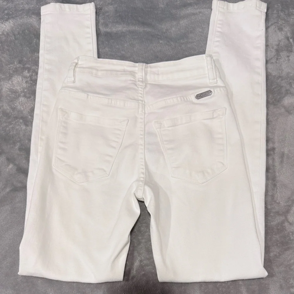 ~KanCan White Skinny Jeans